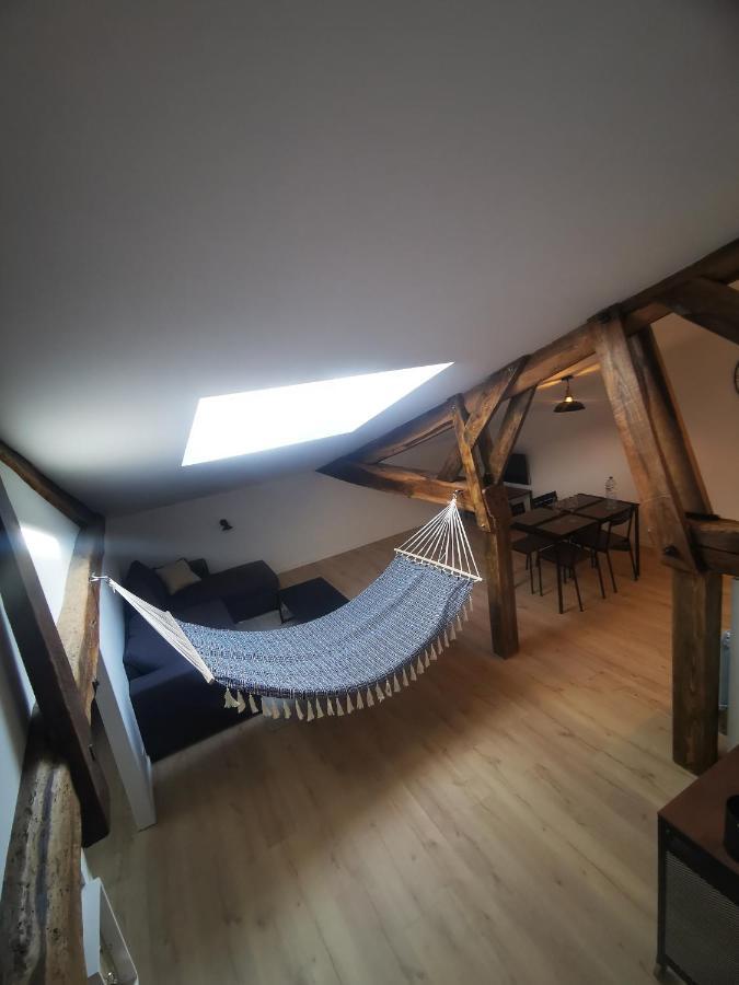 Appartement Neuf Climatise Sous Les Toits La Roche-Chalais Dış mekan fotoğraf